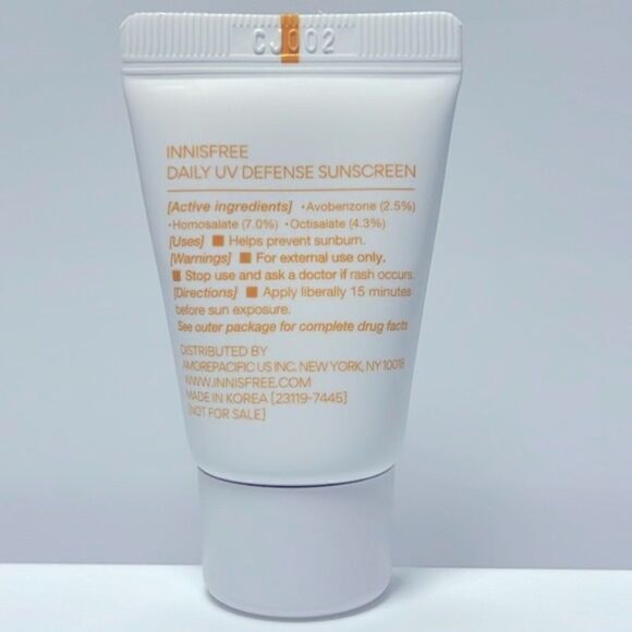 🌟 Innisfree Daily UV Defense Sunscreen Broad Spectrum SPF 36 - Picture 2 of 2